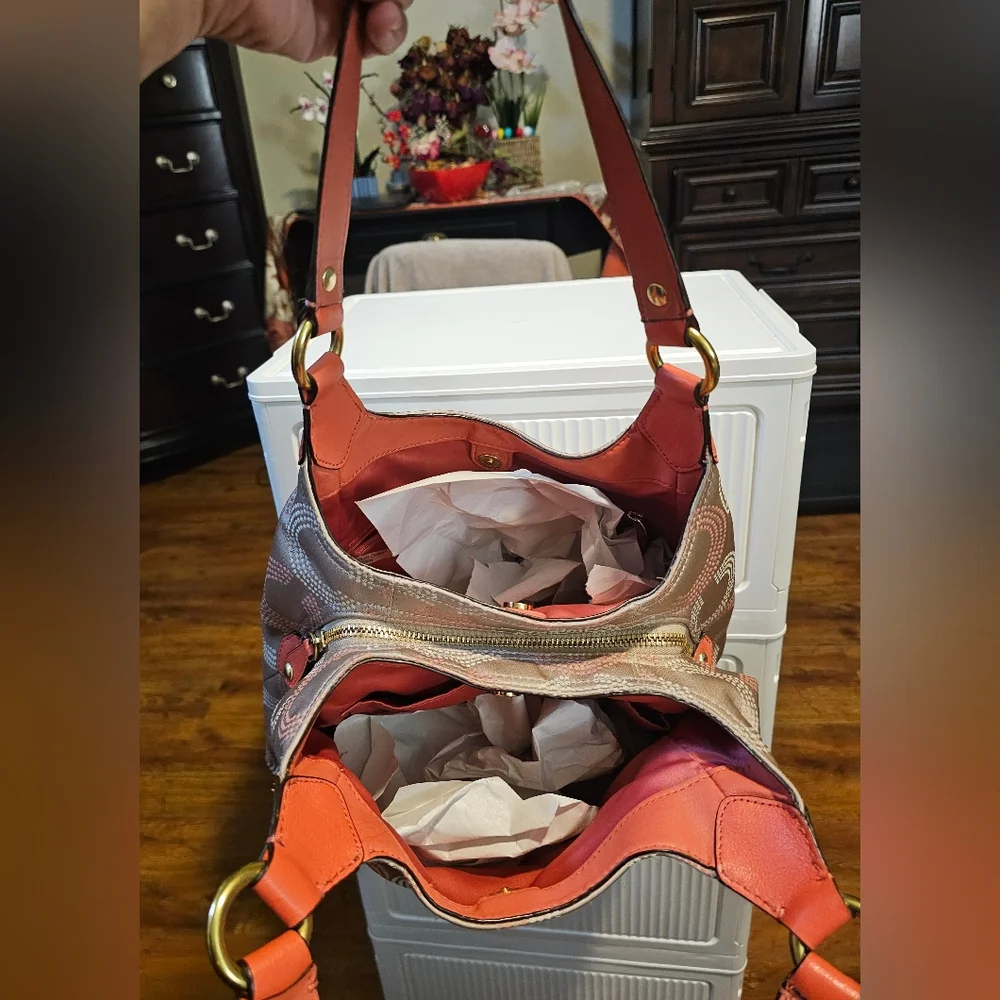 Coach Hobo Bag - Picture 7 of 7